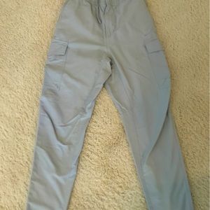 NIKE CARGO PANTS GREAT CONDITION WITH NO CUTS, TEARS, OR STAINS